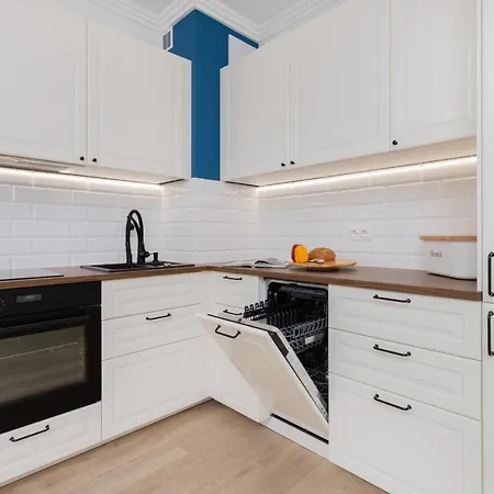 Redlowo & 2 Bedrooms & Parking By Renters * Gdynia