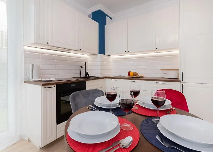 Redlowo & 2 Bedrooms & Parking By Renters Apartamento Gdynia