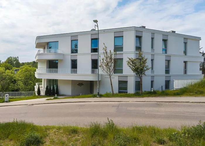 Redlowo & 2 Bedrooms & Parking By Renters Apartamento Gdynia